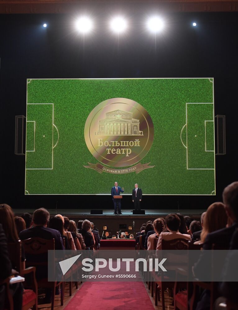 President Vladimir Putin visits gala concert of world opera stars in Bolshoi Theater