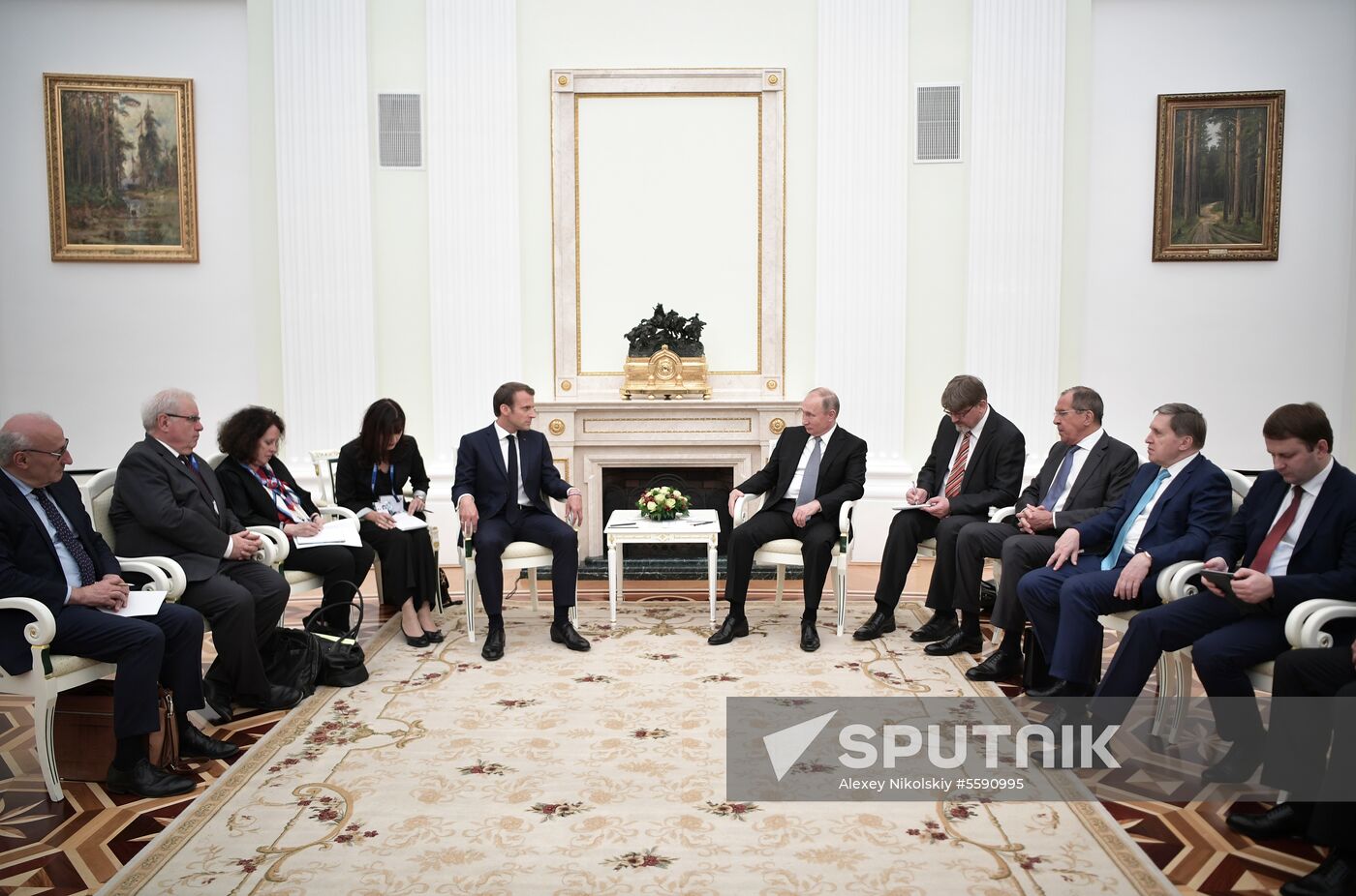 President Putin meets with French President Macron