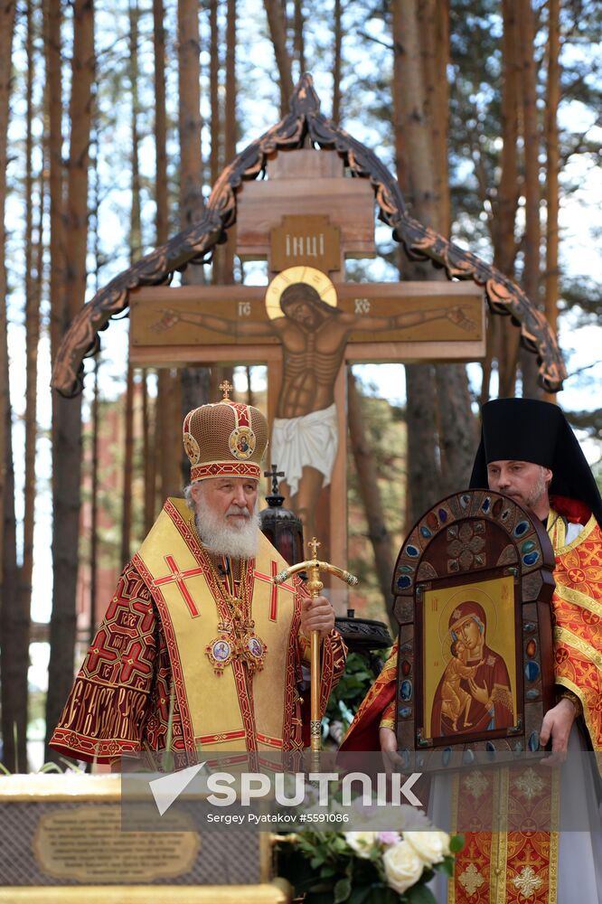 Patriarch Kirill visits Alapayevsk as part of events to commemorate 100th anniversary of Russian royal family's execution