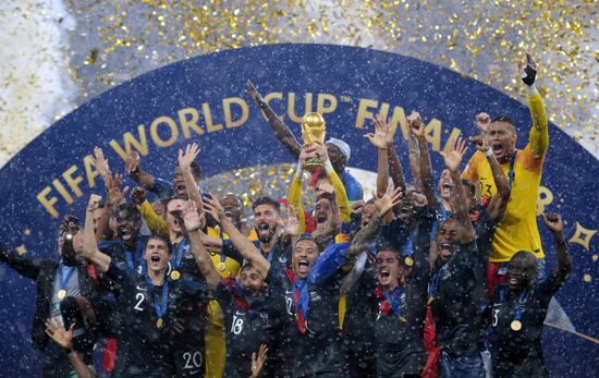  Russia World Cup Trophy
