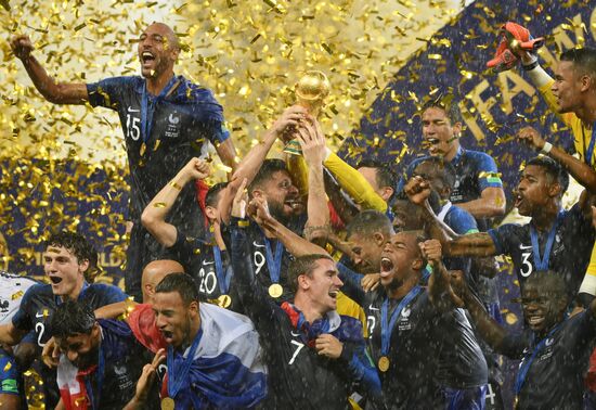  Russia World Cup Trophy