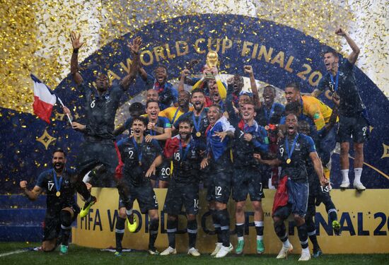  Russia World Cup Trophy
