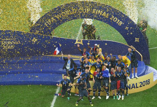  Russia World Cup Trophy
