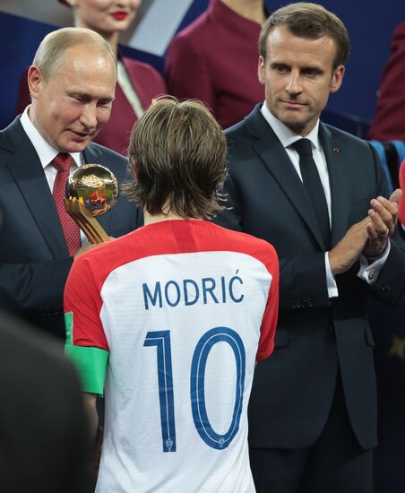  Russia World Cup Trophy