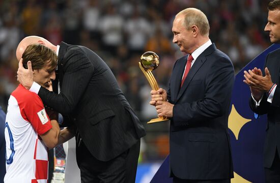  Russia World Cup Trophy