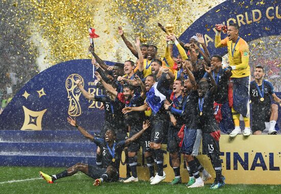  Russia World Cup Trophy