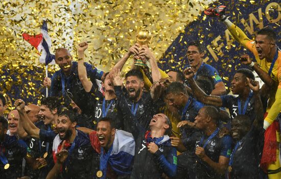  Russia World Cup Trophy