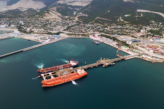 Sheskharis oil terminal