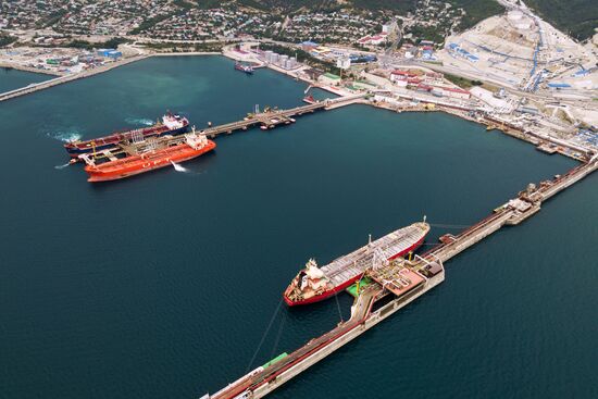 Sheskharis oil terminal