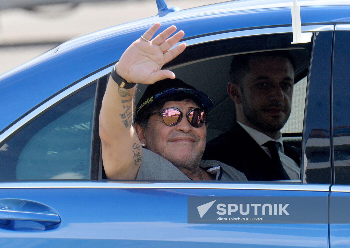 Diego Maradona arrives in Brest