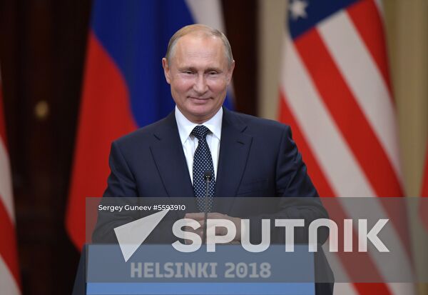 Russian President Vladimir Putin and US President Donald Trump meet in Helsinki