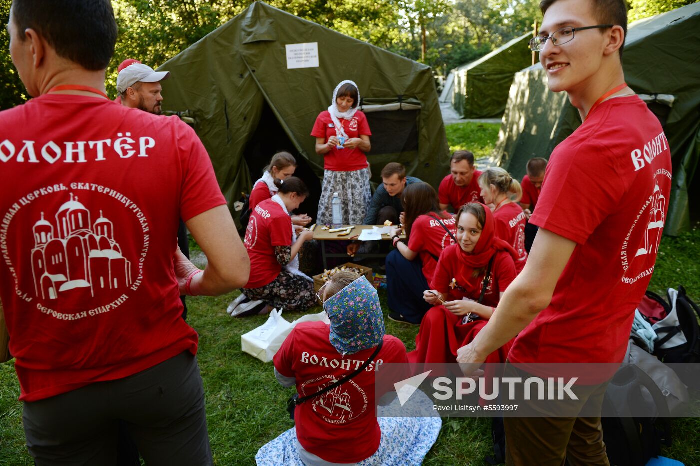 Religious procession to mark 100th anniversary of the royal family's execution