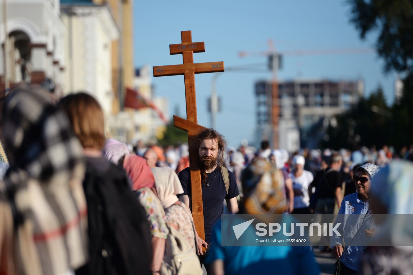 Religious procession to mark 100th anniversary of the royal family's execution