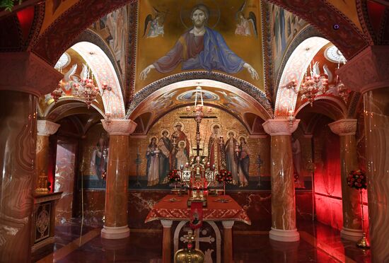 Religious procession to mark 100th anniversary of the royal family's execution