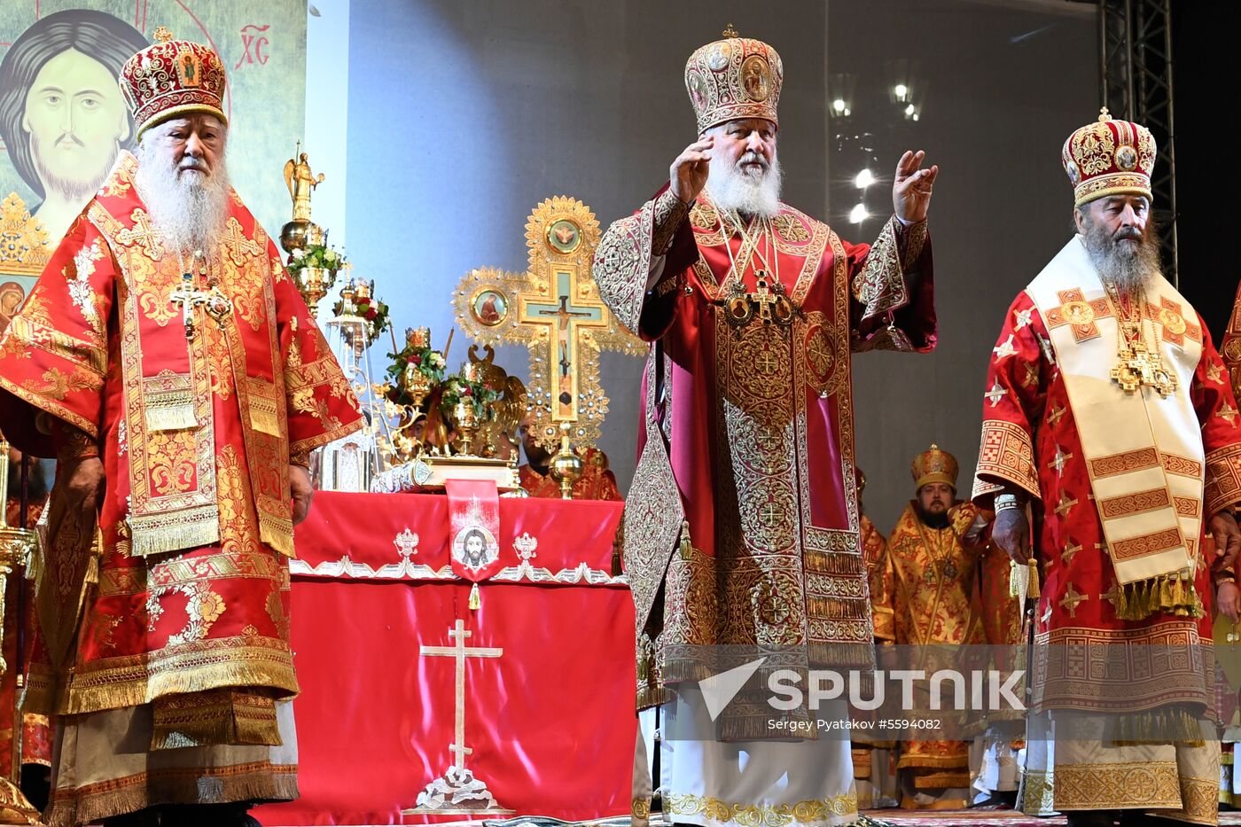 Religious procession to mark 100th anniversary of the royal family's execution