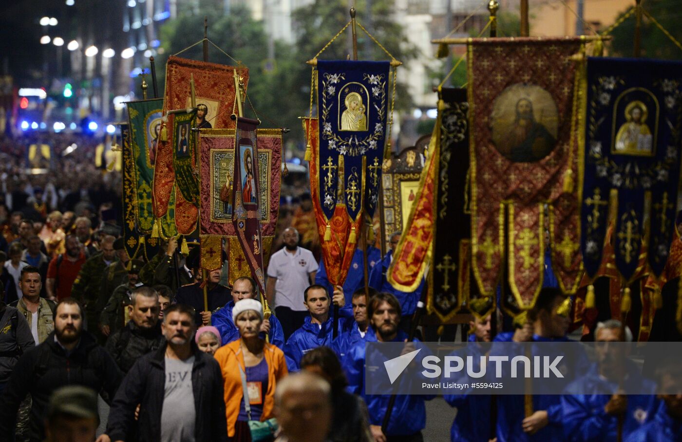 Religious procession to mark 100th anniversary of the royal family's execution