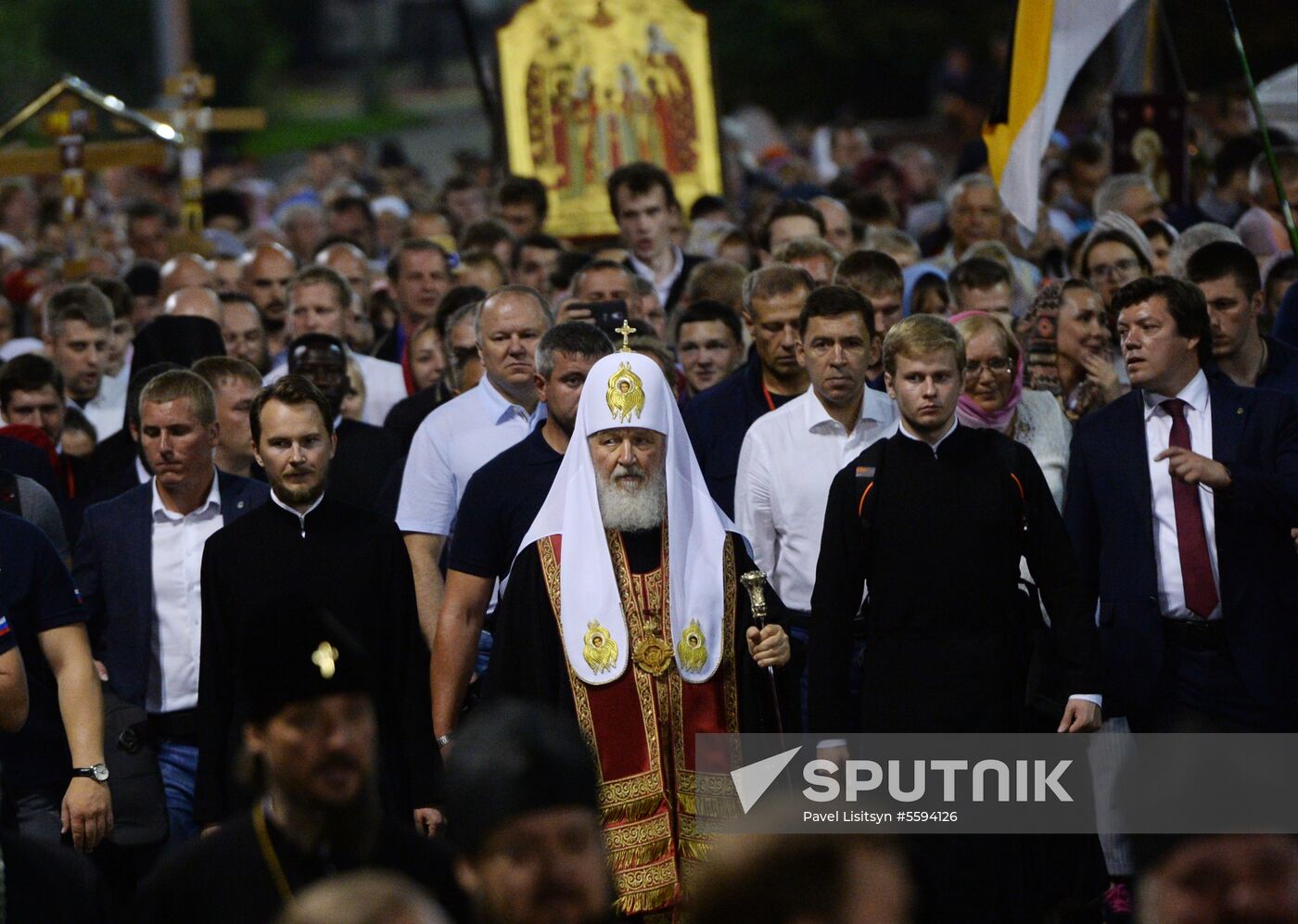 Religious procession to mark 100th anniversary of the royal family's execution
