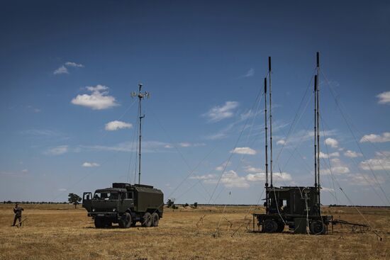 Stage of competition for field training among units of electronic warfare