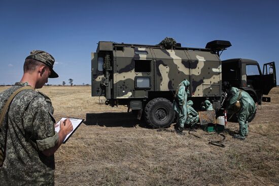 Stage of competition for field training among units of electronic warfare