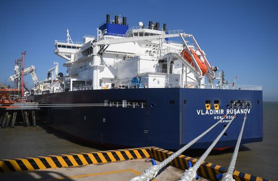 Two LNG carriers of Yamal LNG project arrive in China