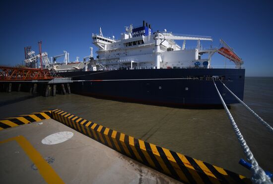 Two LNG carriers of Yamal LNG project arrive in China