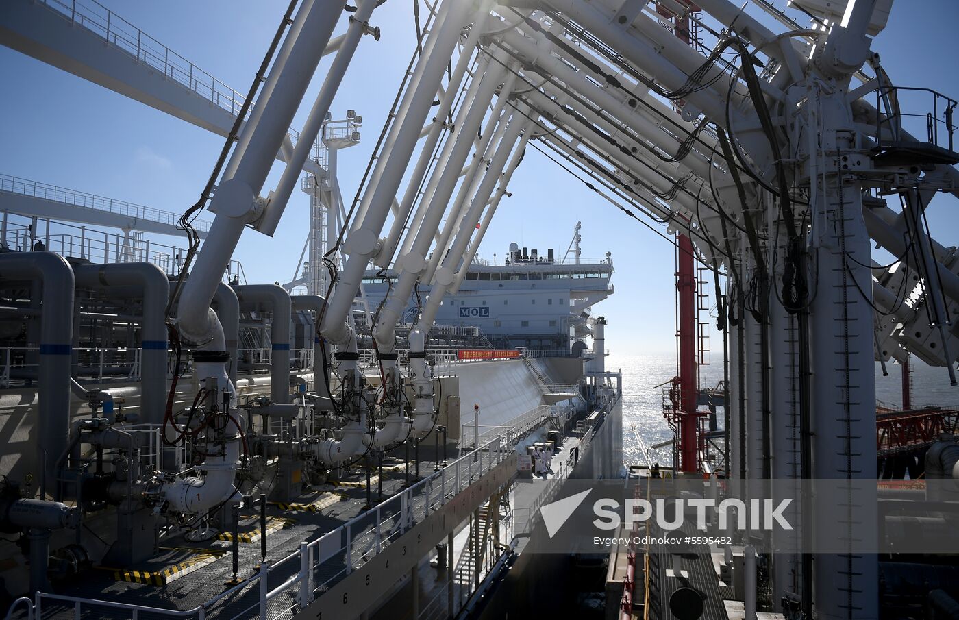 Two LNG carriers of Yamal LNG project arrive in China