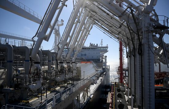 Two LNG carriers of Yamal LNG project arrive in China