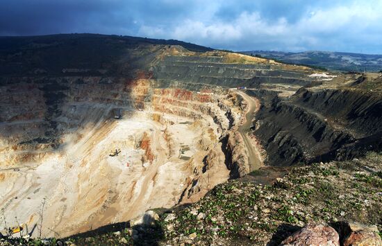 Balaklavskoye fluxing limestone mine in Crimea