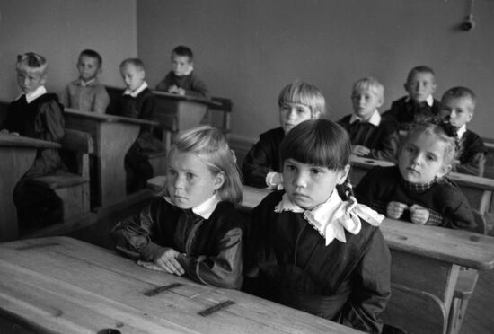 Leo Tolstoi school