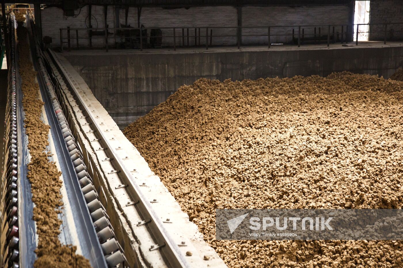 Brick production at Novokubansk Plant of Ceramic Wall Materials