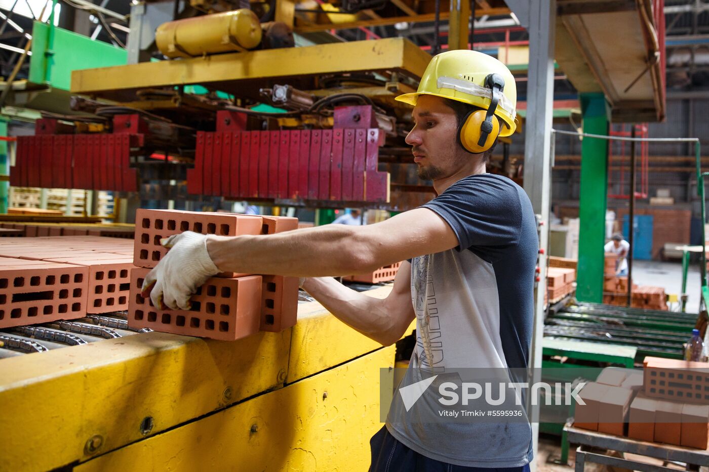 Brick production at Novokubansk Plant of Ceramic Wall Materials