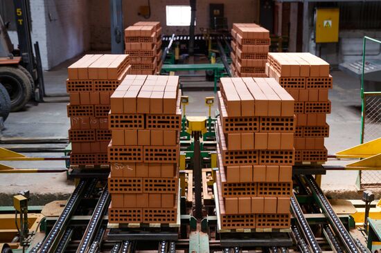Brick production at Novokubansk Plant of Ceramic Wall Materials