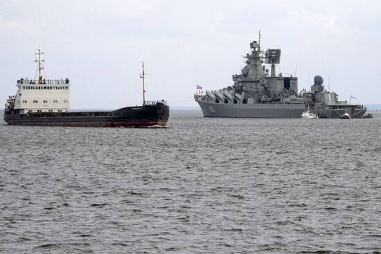 Navy Day parade rehearsal in Kronstadt
