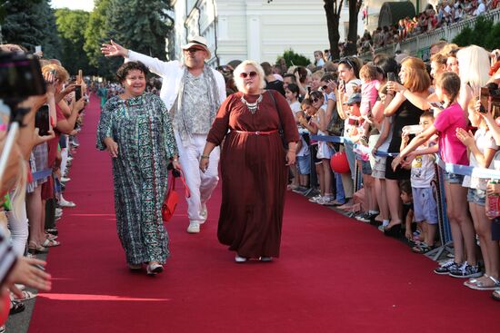 Crystal Spring festival kicks off