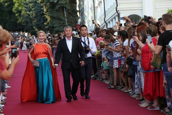 Crystal Spring festival kicks off