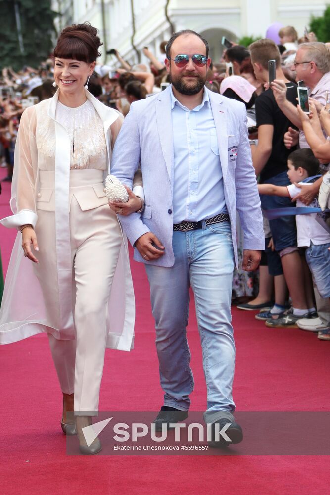 Crystal Spring festival kicks off