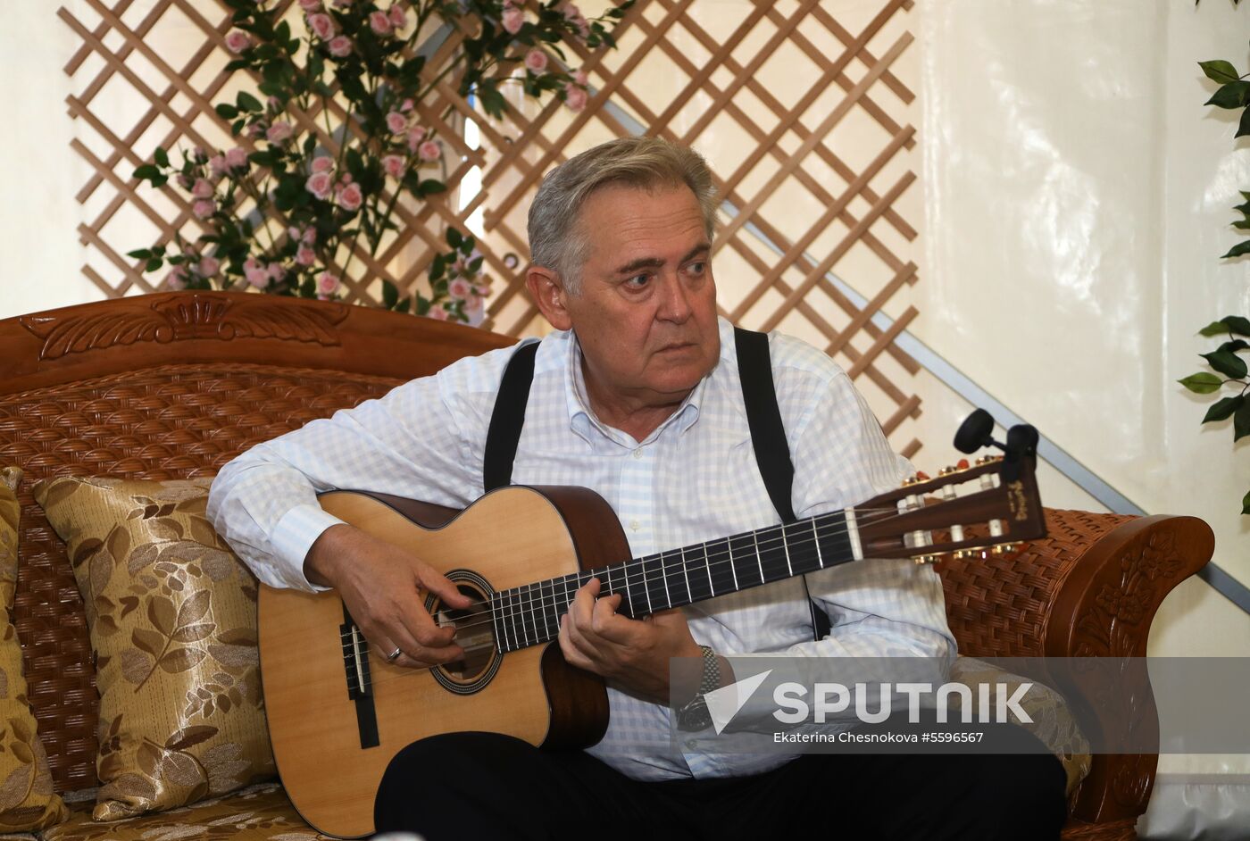 Crystal Spring festival kicks off