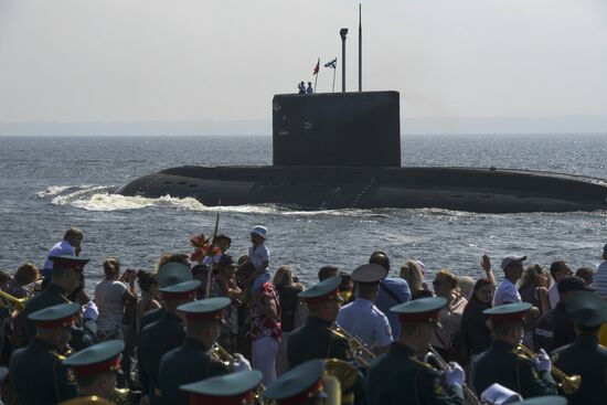 First combined rehearsal of Russian Navy parade