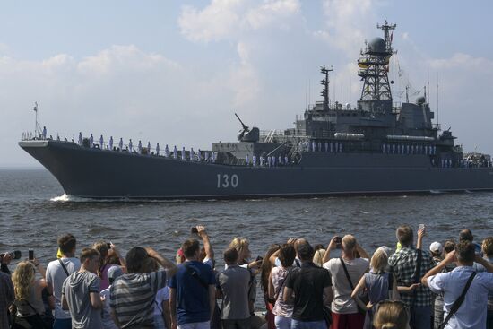 First combined rehearsal of Russian Navy parade