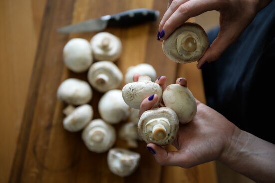 Rosselkhoznadzor bans champignons import from Belarus