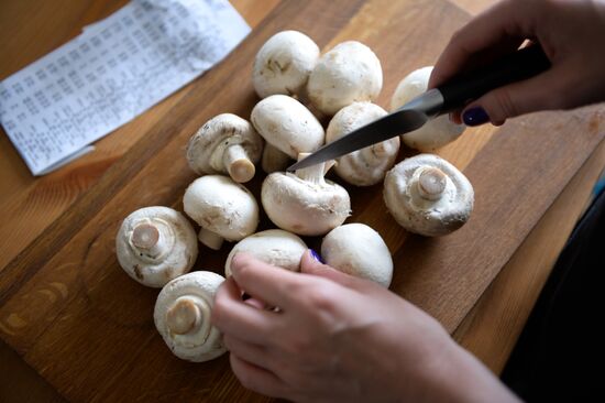 Rosselkhoznadzor bans champignons import from Belarus