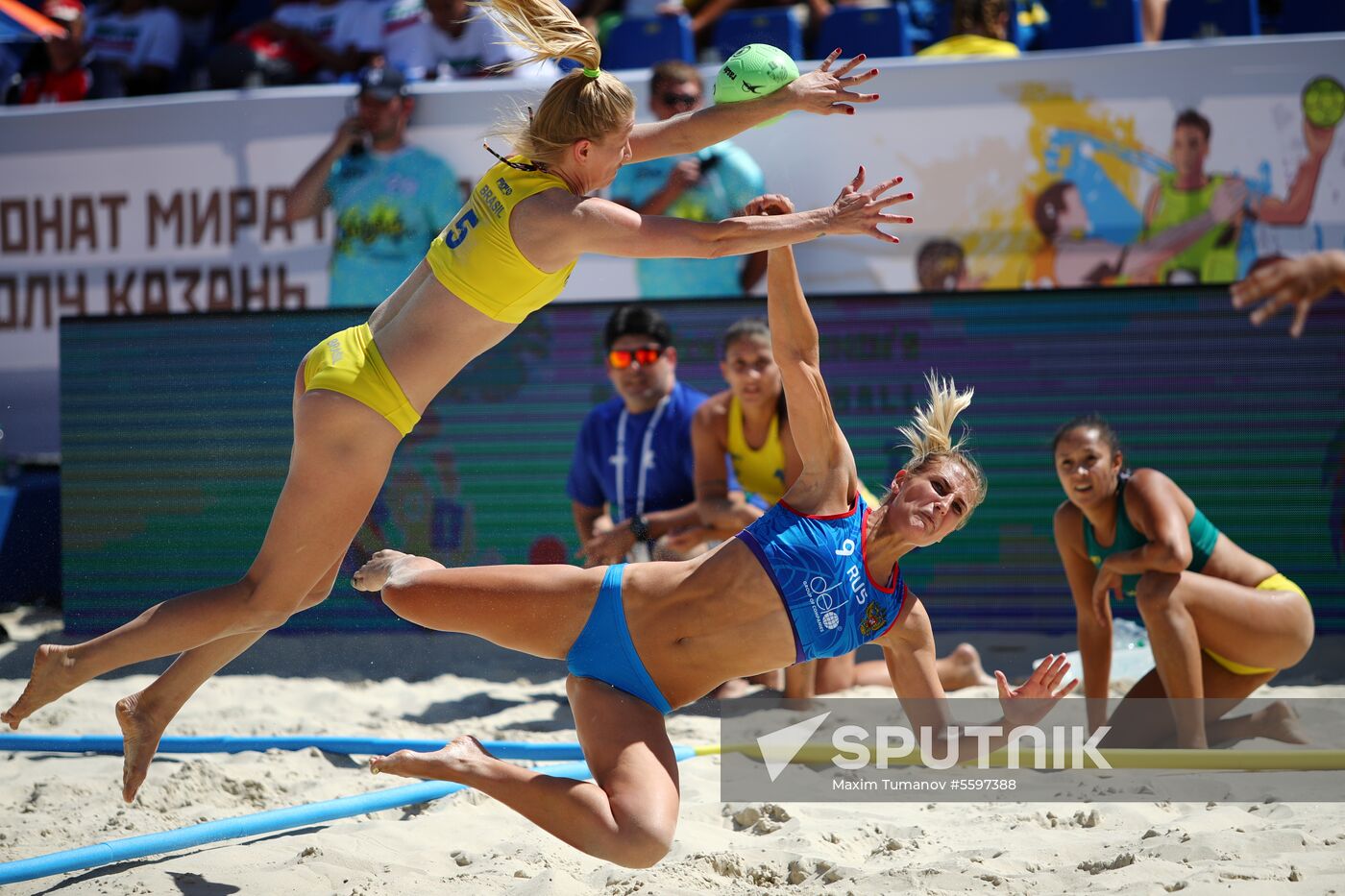 Beach Handball. 2018 World Championships. Day one