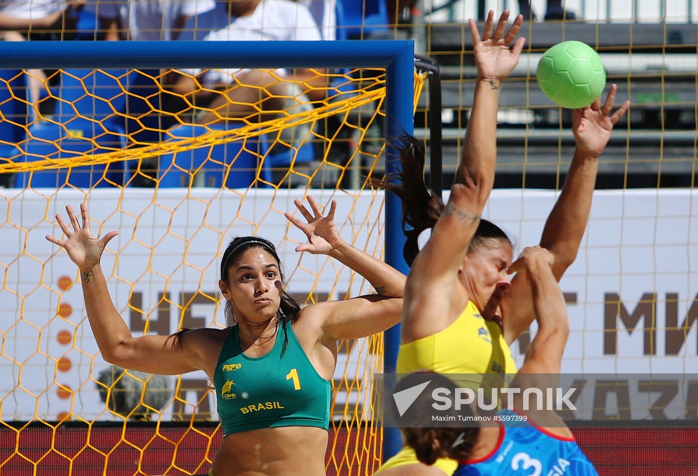 Beach Handball. 2018 World Championships. Day one