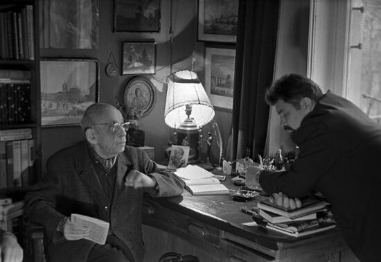 Poet Pavel Antokolsky and writer Viktor Afanasyev