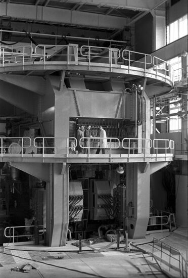 Bubble chamber Mirabelle of Serpukhov accelerator