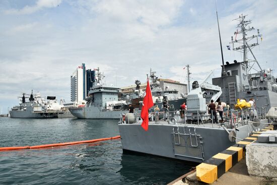 Ships of four NATO states enter port of Odessa