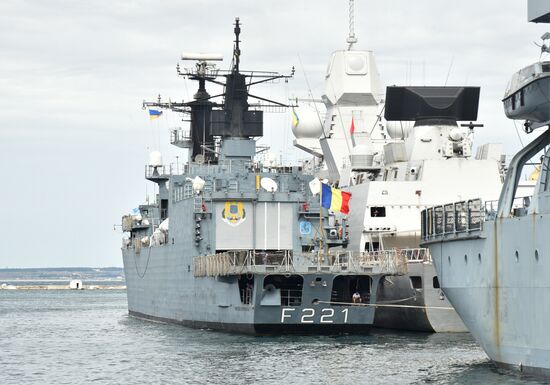 Ships of four NATO states enter port of Odessa
