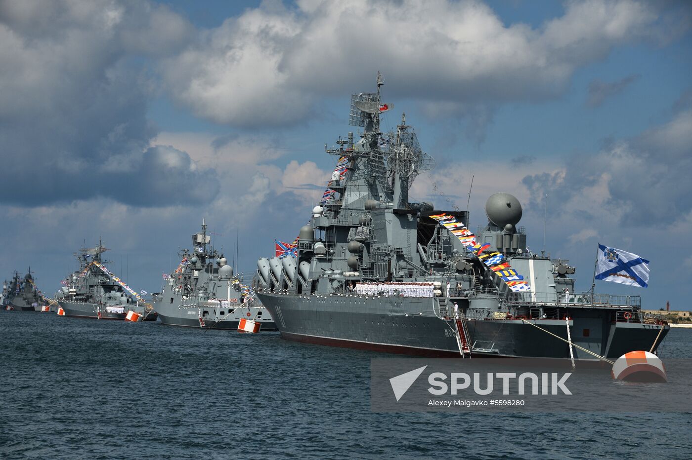 Russian regions stage rehearsals of Navy Day parade