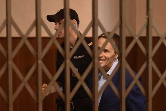 Court announces sentence to ex-deputy internal security chief at Russia's Investigative Committee Alexander Lamonov