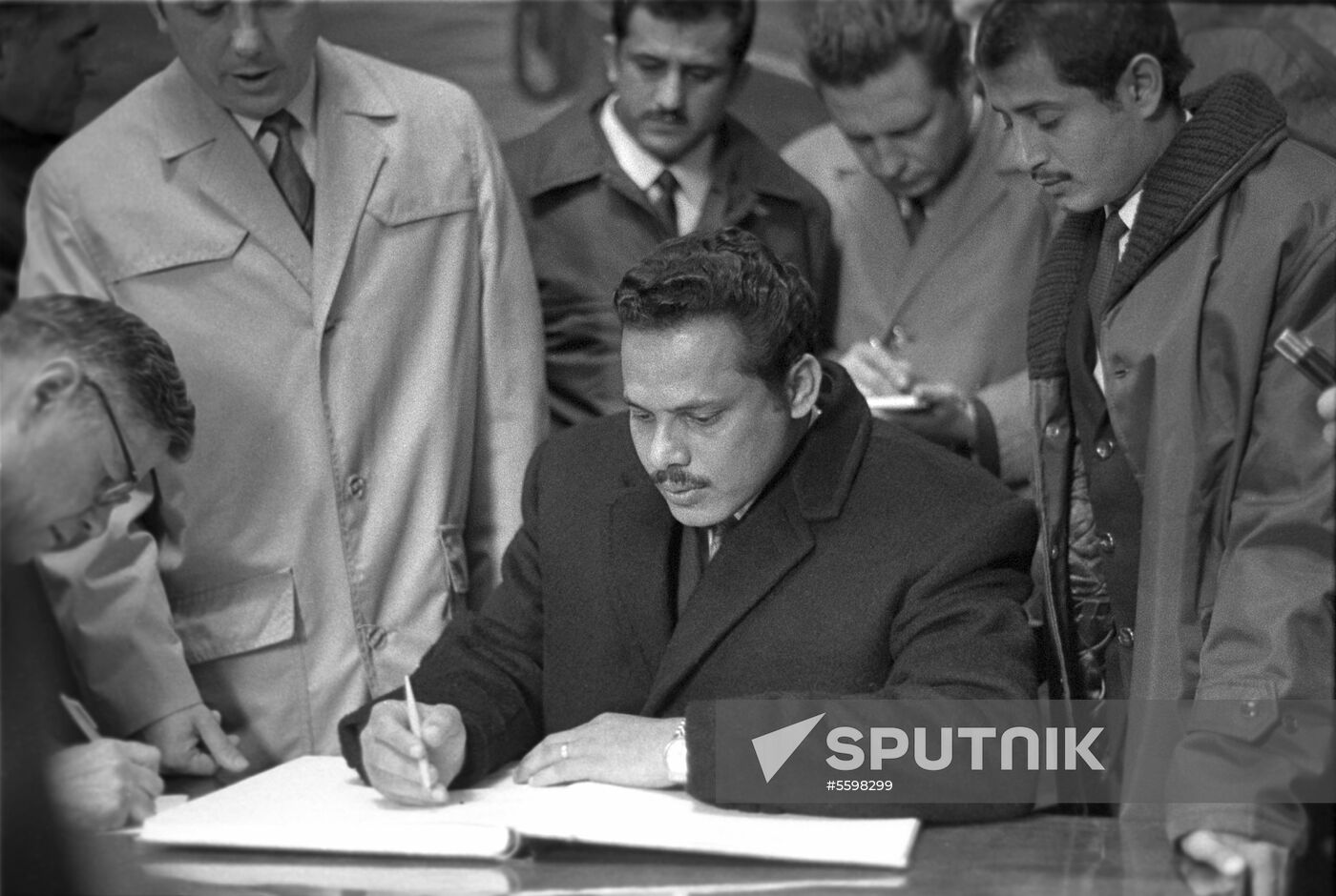Governmental delegation of People's Democratic Republic of Yemen visits USSR